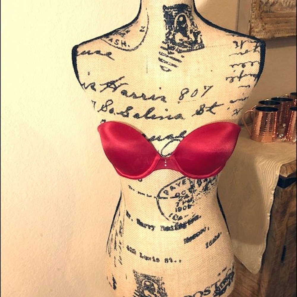 Bundle Victoria's Secret + Add 2 Cups Push Up